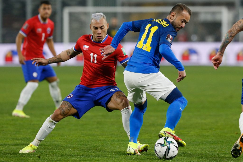 Brasil joga mal, mas vence Chile e mantém 100% de aproveitamento nas eliminatórias para Copa