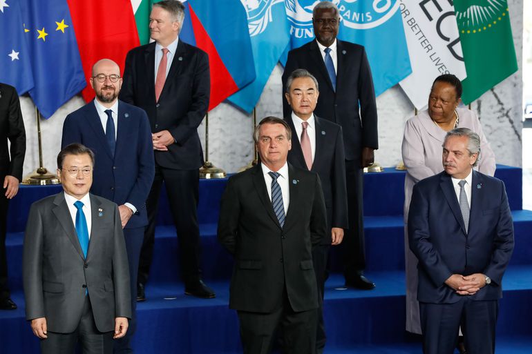 Bolsonaro cobra dos países ricos investimentos em vacinas, medicamentos e tratamento contra covid-19
