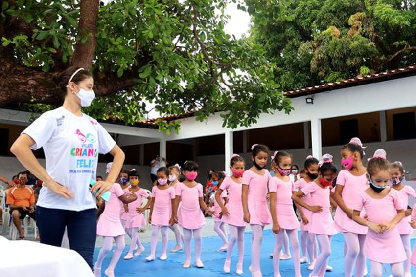 Projeto Criança Feliz oferece aulas de judô e balé para alunos de creche na região da Vila Nova