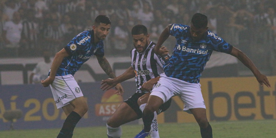Série A do Campeonato Brasileiro tem nesta quinta-feira rodada final repleta de definições