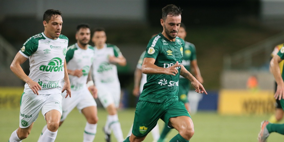 Chapecoense visita Cuiabá no Mato Grosso e consegue apenas um empate sem gols