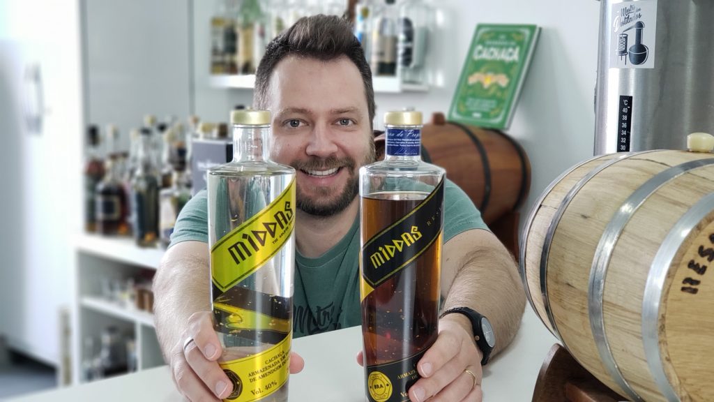 Cachaça com flocos de ouro ganha prêmio de melhor do mundo e está com desconto na Black Friday