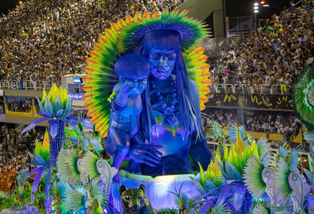 É seguro pensar em carnaval sem restrições para 2022? Empresário de entretenimento analisa possibilidade