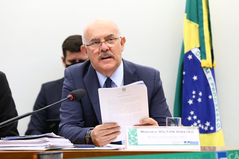 “Enem tem cara do governo, no sentido de competência, honestidade, seriedade”, diz ministro da Educação