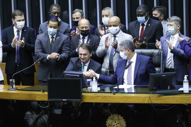 Um maranhense entre os 32 condecorados com o Mérito Legislativo nesta quarta-feira