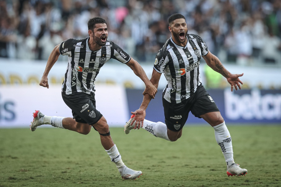 Atlético vence o Bahia, de virada, e conquista o Brasileirão com duas rodadas de antecedência