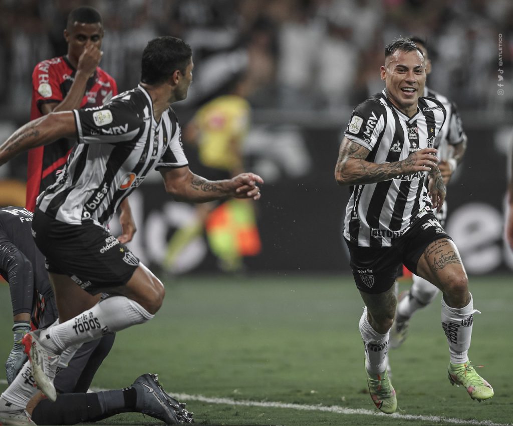 Atlético Mineiro goleia Athletico Paranaense e encaminha conquista de mais um título nacional: Copa do Brasil