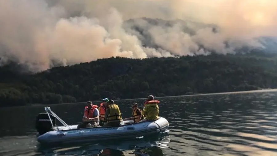 Argentina declara estado de emergência em todo o país diante de incêndios na Patagônia