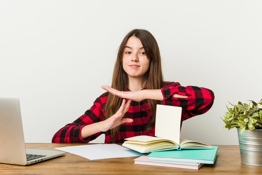 Confira opções de cursos rápidos gratuitos para fazer durante o período das férias