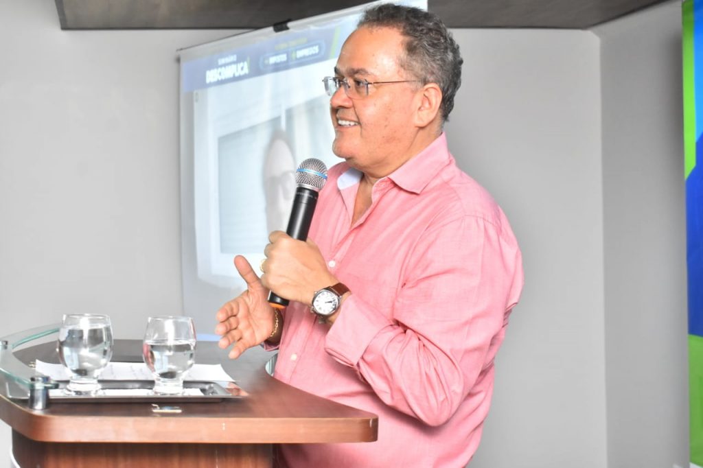 Em Caxias, senador Roberto Rocha reune empresariado e autoridades públicas em mais uma edição do Seminário Descomplica