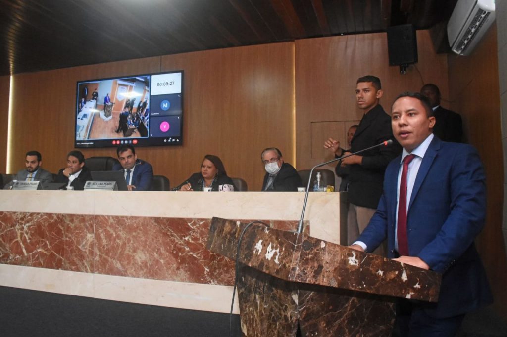 Vereadores elogiam reajuste nos salários dos servidores do Município