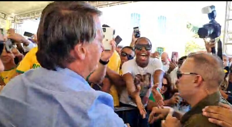 Brasil tem um dos melhores desempenhos pós-pandemia, diz presidente em evento na Bahia