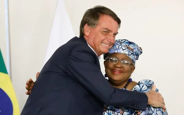 Presidente Jair Bolsonaro diz ter pedido apoio da OMC para conter embargo a fertilizantes