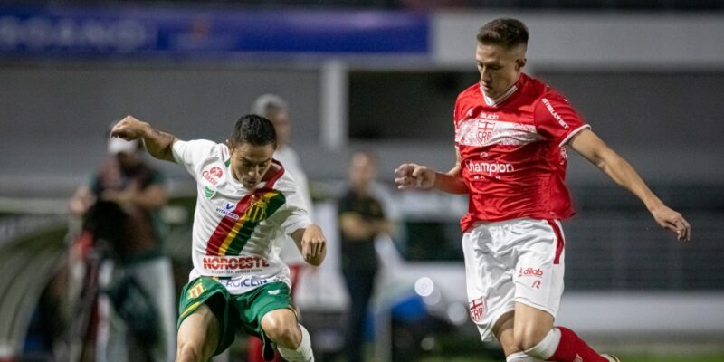 Sampaio é derrotado pelo CRB, no Rei Pelé, e fica na zona de rebaixamento da Série B do Brasileirão