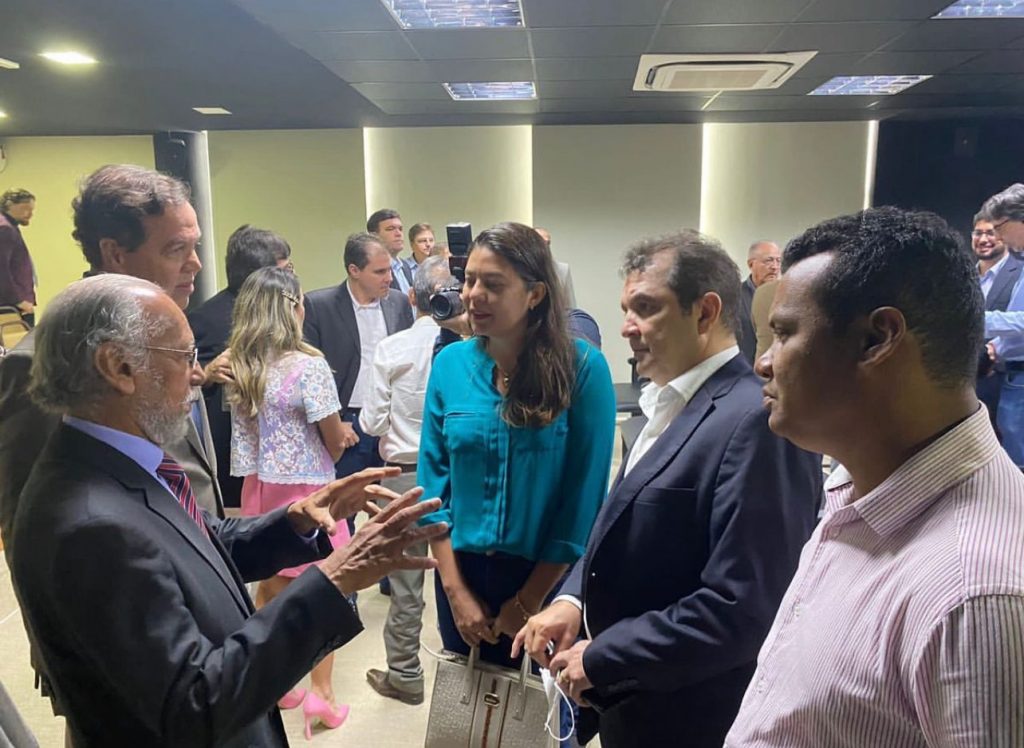 Prefeitos de Santa Rita e Bacabeira participam de solenidade de instalação da comissão da ZPE