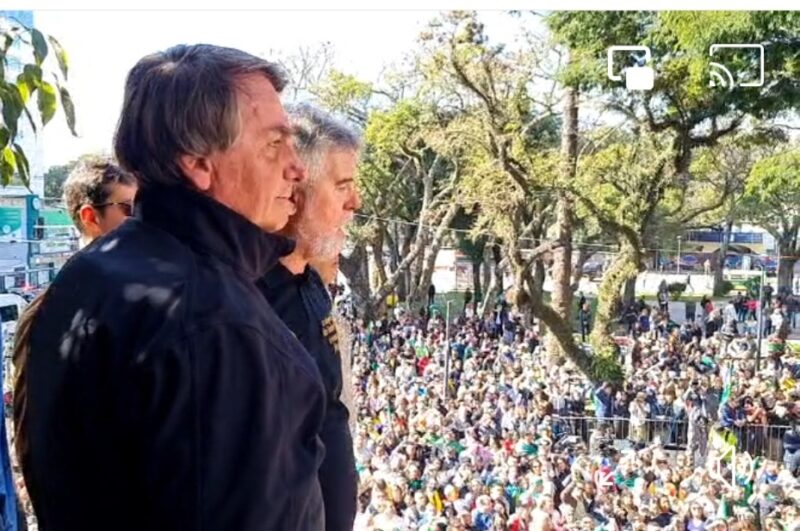 Em discurso para evangélicos no Paraná, Jair Bolsonaro diz que só Deus o tira da Presidência
