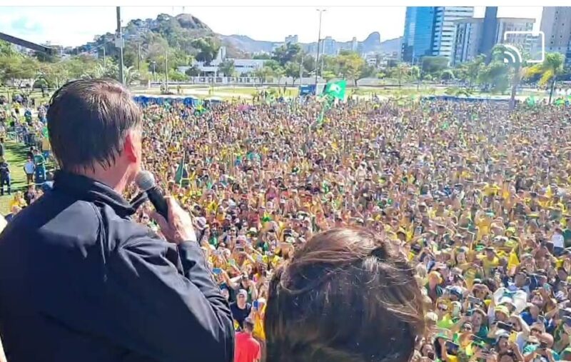 No Espírito Santo, Jair Bolsonaro diz que, na luta contra o mal, sairá vitorioso da eleição deste ano