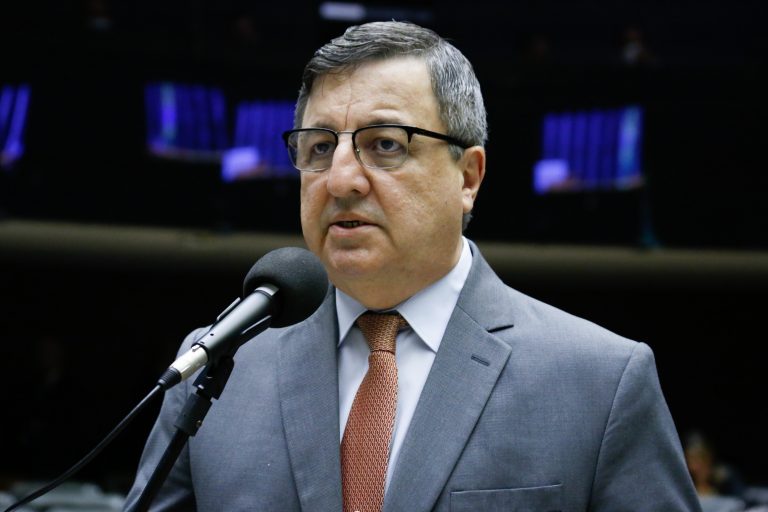 Câmara aprova em segundo turno PEC do Estado de Emergência em segundo turno