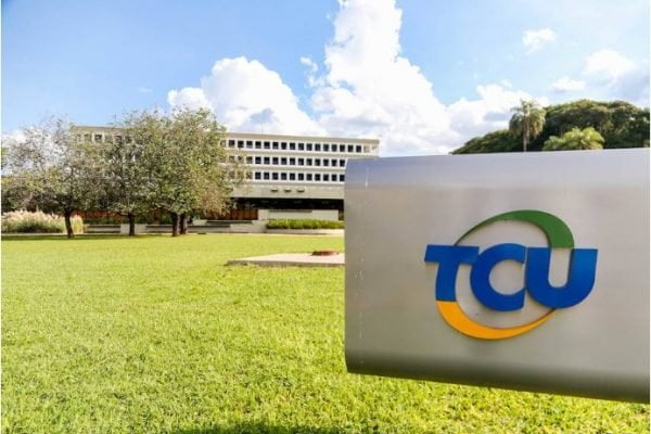 Tribunal de Contas da União entrega lista dos gestores com contas julgadas irregulares ao TSE