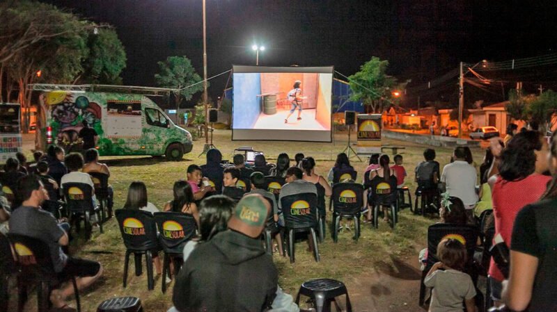 Primeiro cinema itinerante movido a energia solar do Brasil, CineSolarzinho chega ao Maranhão