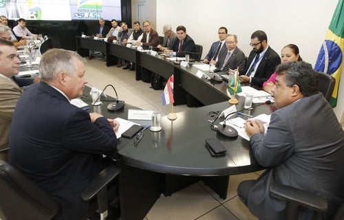 Governos brasileiro e paraguaio debatem ações para aumentar a segurança hídrica