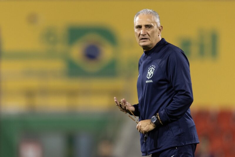 Com boa experiência à frente da Seleção, Tite alimenta o sonho do hexacampeonato no Catar