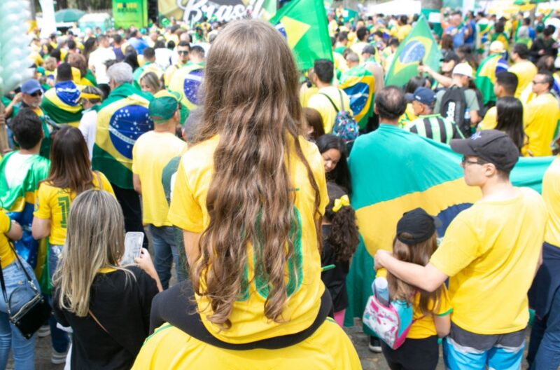 Varas da Infância e da Juventude devem prevenir danos a crianças e adolescentes em protestos a favor de Bolsonaro
