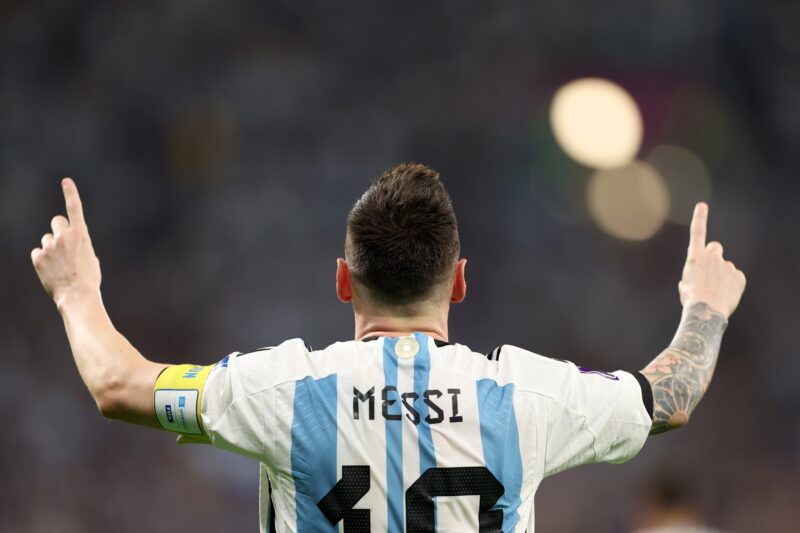 Em jogo de final dramático, Argentina vence Austrália e enfrenta Holanda nas quartas de final