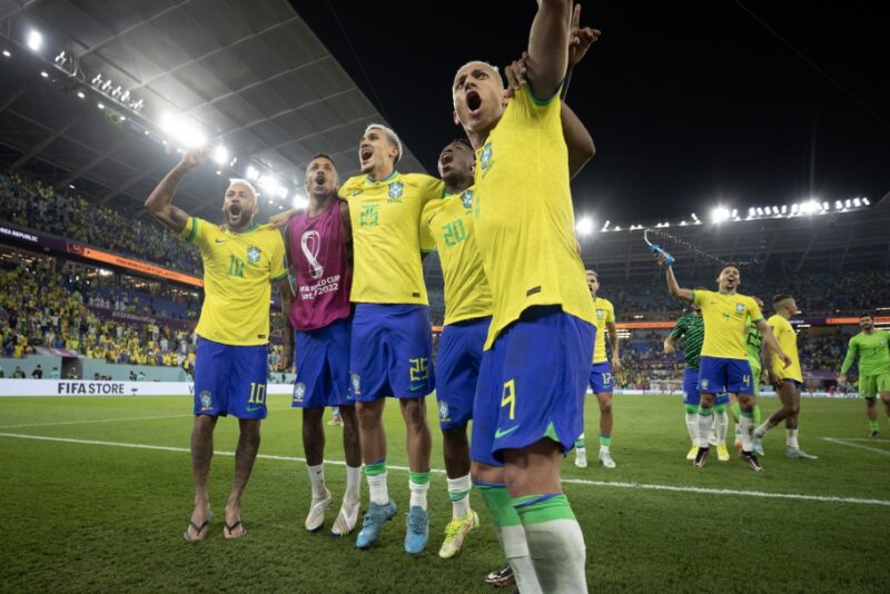 Seleção Brasileira faz jogo decisivo nas quartas de final contra Croácia ao meio-dia desta sexta-feira