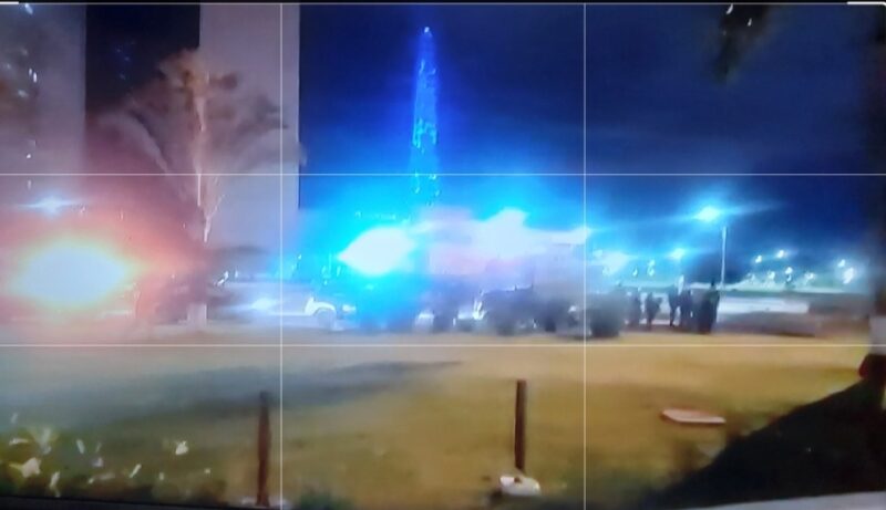 Brasília vira palco de guerra após ministro mandar prender líder indígena apoiador de Bolsonaro