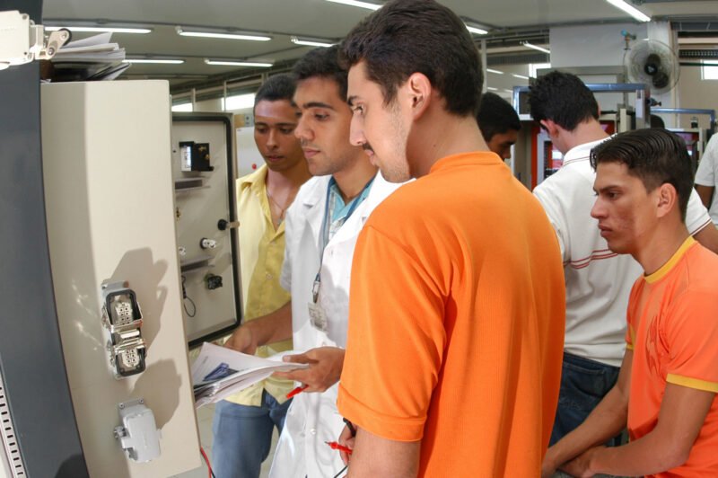 Senai recebe até dia 28 inscrições para cursos de verão com 22% de desconto
