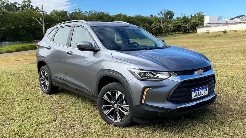 SUVs e crossovers continuarão a ganhar participação em 2023