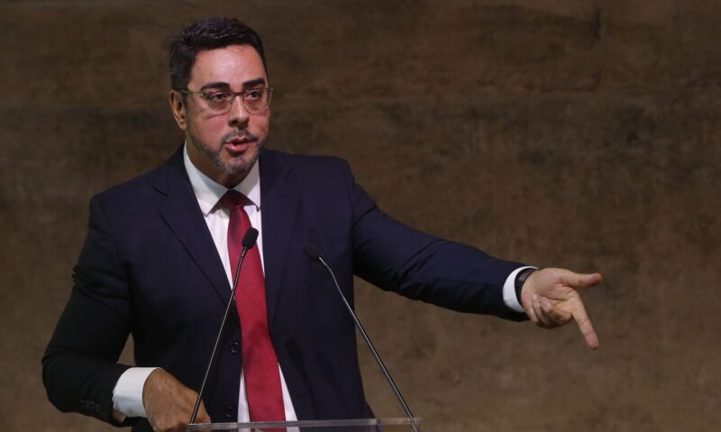 Conselho Nacional de Justiça abre processo disciplinar e afasta juiz Marcelo Bretas do cargo