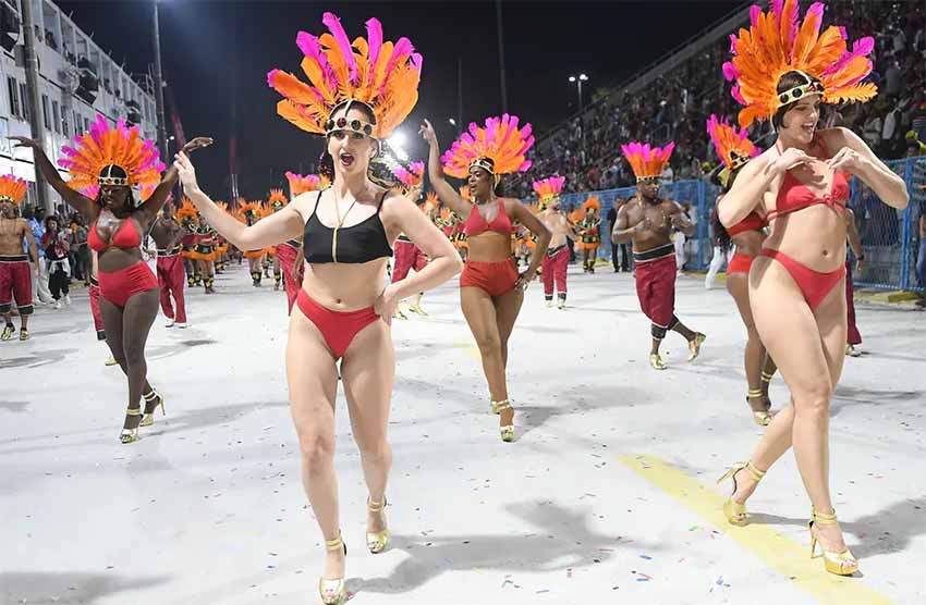 Com enredo sobre festejos juninos de São Luís, Estácio fica em oitavo lugar na Série Ouro do Carnaval do Rio de Janeiro