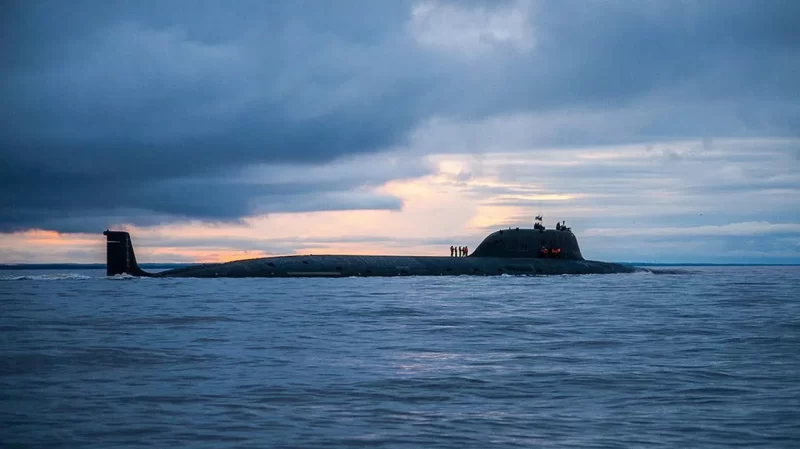 Submarinos russos fazem soar alarmes na costa dos Estados Unidos, relata Newsweek