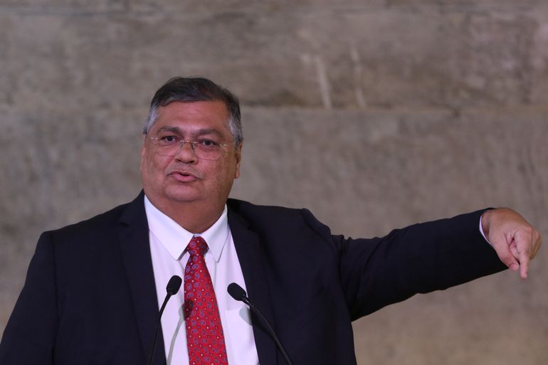 Flávio Dino diz que o governo prepara projeto de lei para a regulamentação das redes sociais