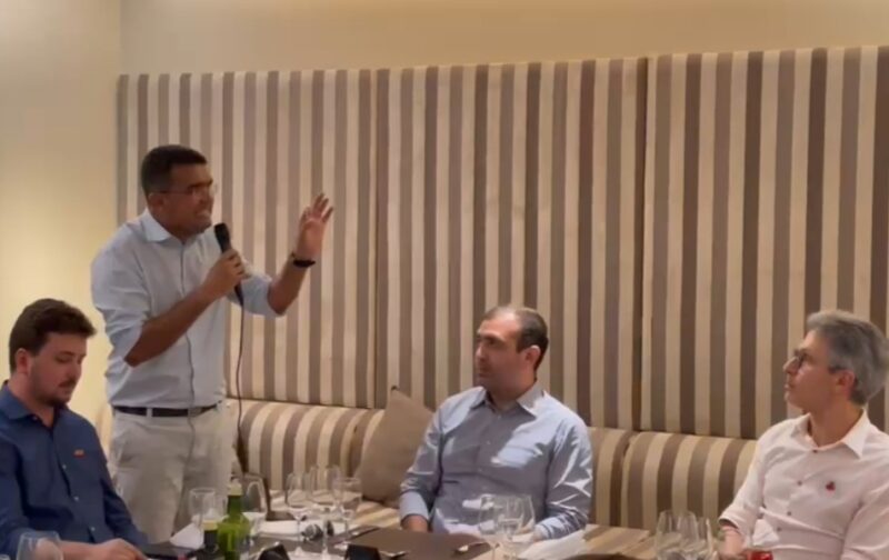 Romeu Zema recebe Lahesio Bonfim no Novo e diz que ele é bom candidato a governador