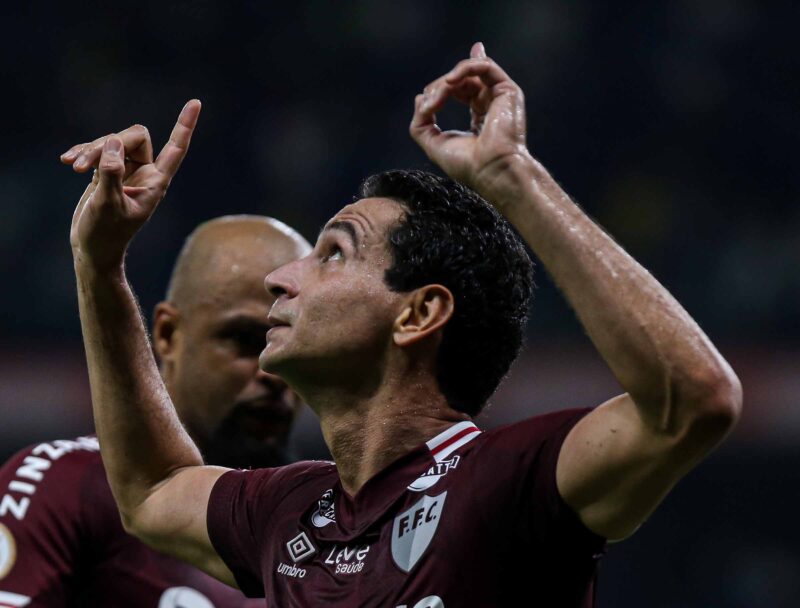 Fluminense vence mais uma e Flamengo diante do Goiás faz a paz com a torcida