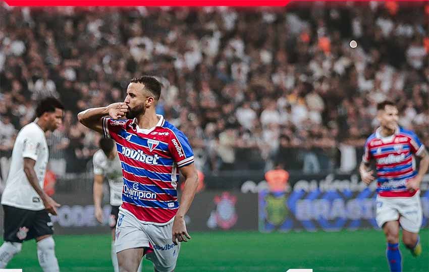 Corinthians empata e empurra Flamengo para zona do rebaixamento no Brasileirão