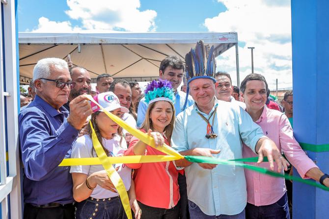 Iracema Vale prestigia inauguração de obras em Grajaú e comemora ações realizadas pelo Governo do Estado