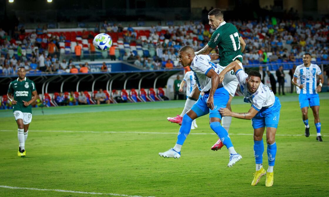 Goiás bate Paysandu e fica perto do título da Copa Verde