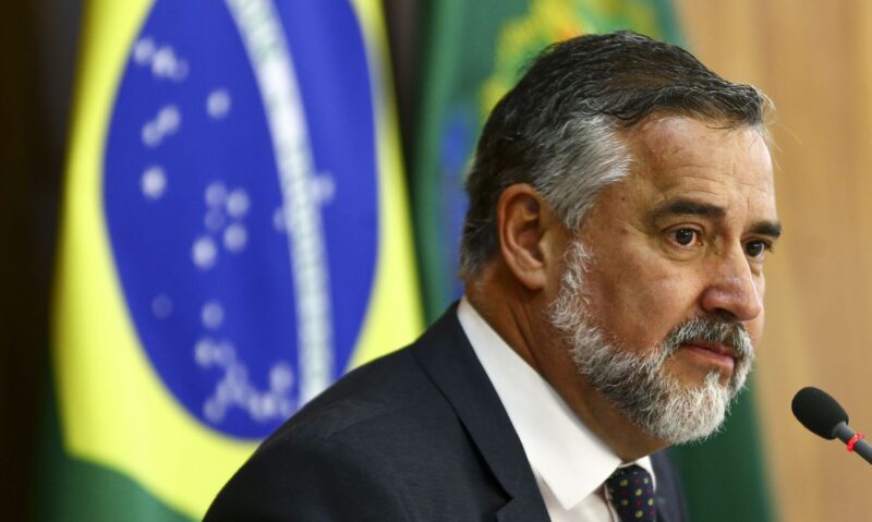 Ministro da Comunicação Social, Paulo Pimenta, volta a defender regulação das redes sociais