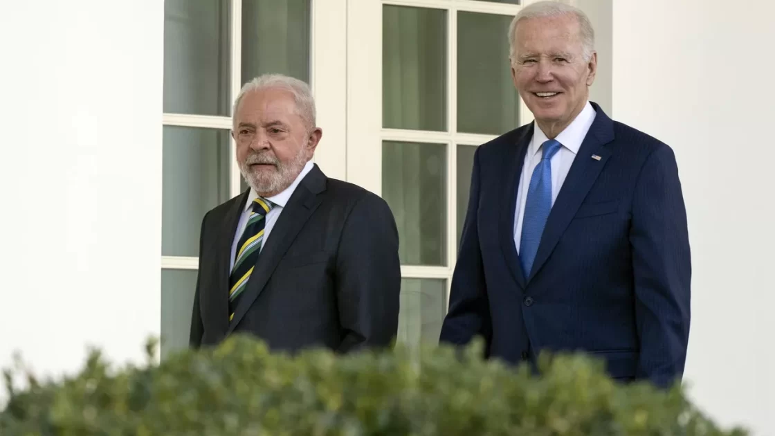 “Lula não reconheceu o que fizemos pelas eleições no Brasil”, diz ex-embaixador dos Estados Unidos em Brasília