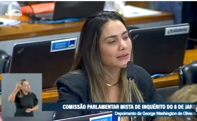 Ana Paula Lobato comemora ter conseguido quebrar o silêncio do homem da bomba