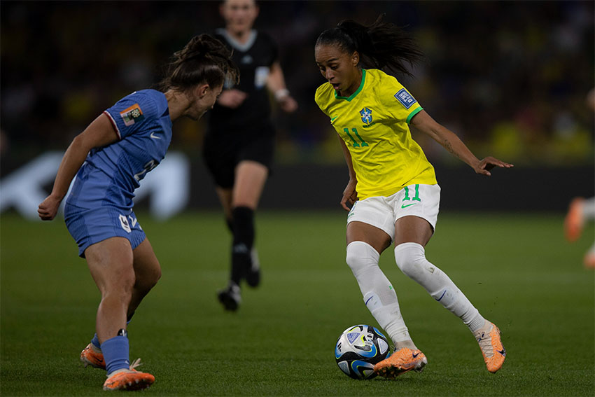 Brasil se complica com derrota para a França e agora terá de vencer Jamaica