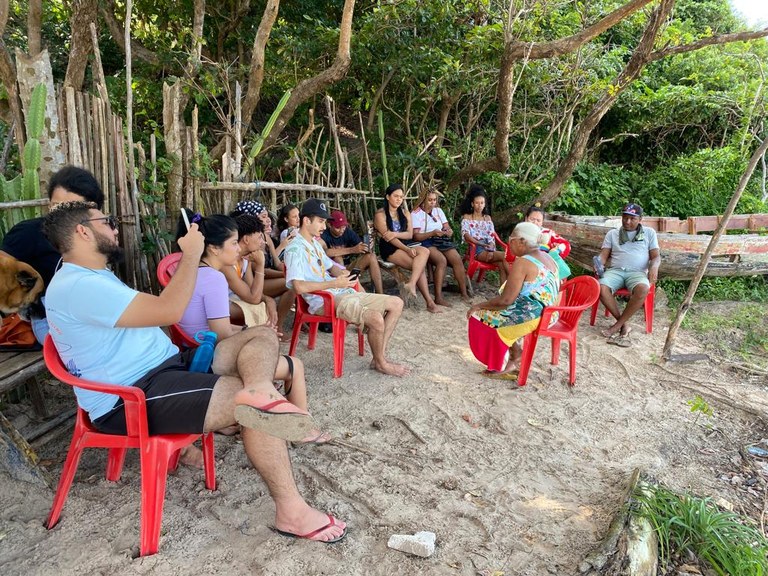 Alunos de Turismo da UFMA fazem visita técnica no município de Alcântara
