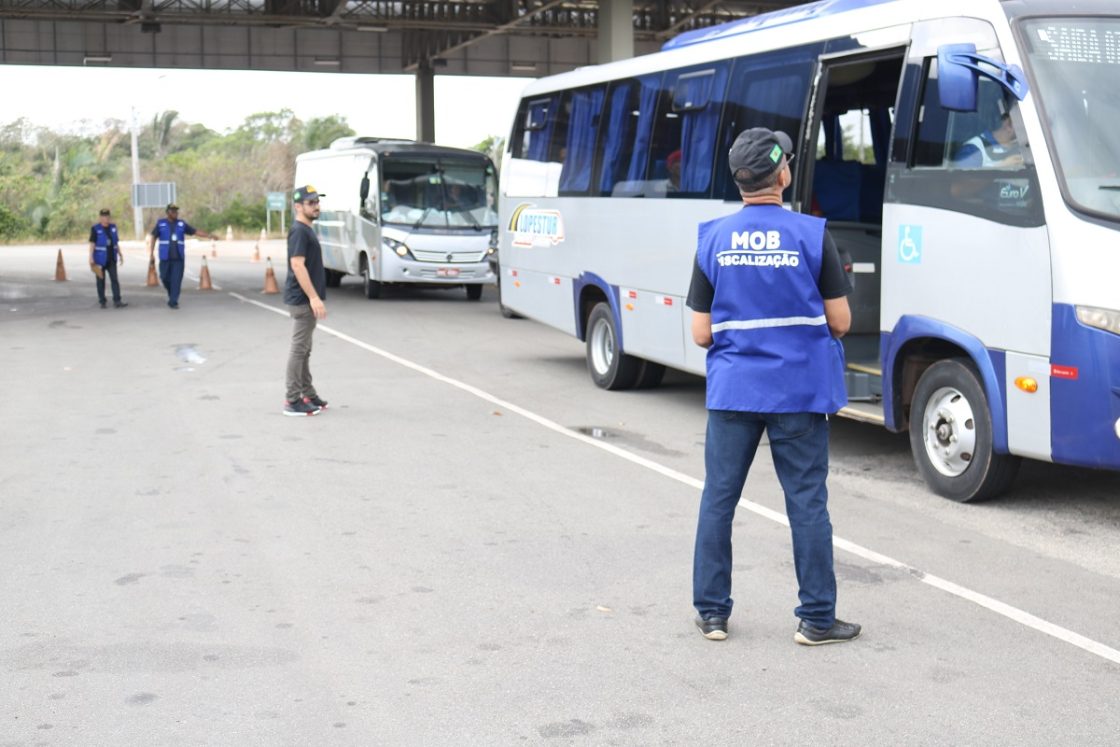 Vans que fazem transporte alternativo poderão ter terminal na Rodoviária de São Luís