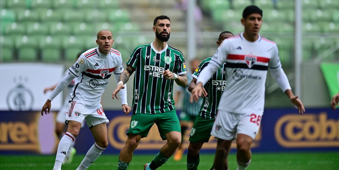 Nos confrontos de mineiros e paulistas, São Paulo perde para o América e Santos para o Atlético