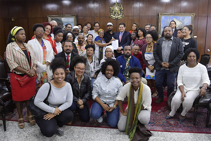 Movimentos negros lançam campanha para pressionar Lula por indicação de ministra negra progressista para o STF