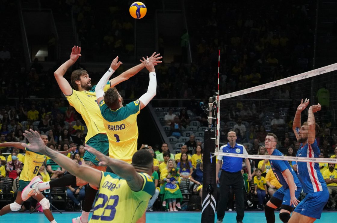 Com 23 pontos de Darlan, seleção masculina vence a segunda partida no Pré-Olímpico de Vôlei